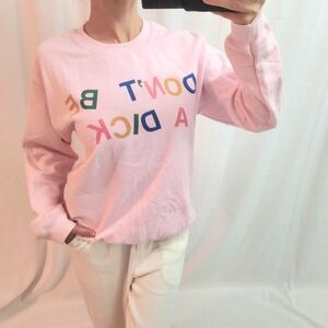 Gildan Light Pink Graphic Sweatshirt